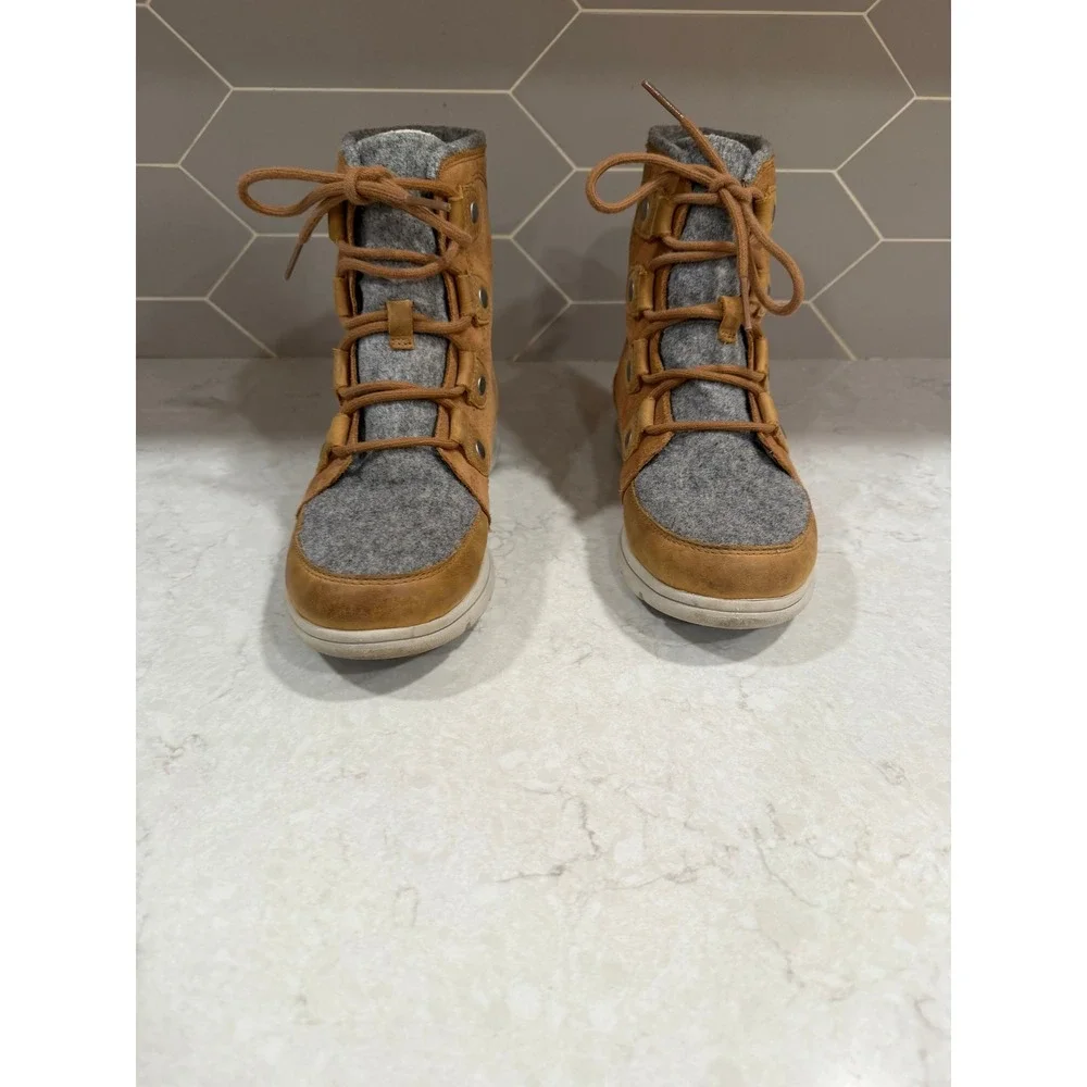 Sorel Explorer Joan Tan Grey Waterproof Winter Boots NL3423-224 Womens 8
